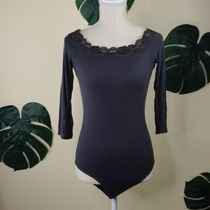 🌿AE🌿 Ribbed bodysuit soft lace